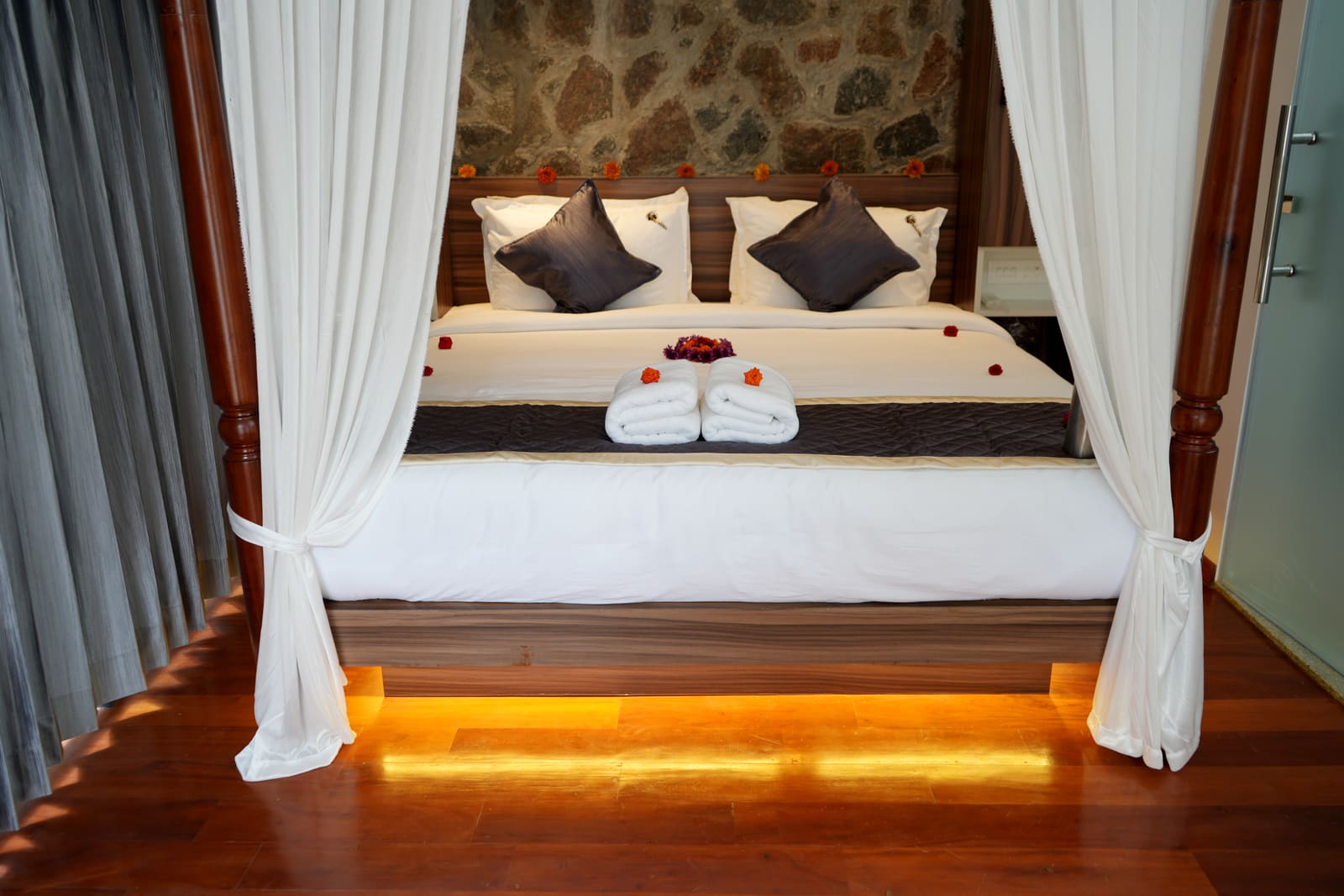 Sunset Shore Villa